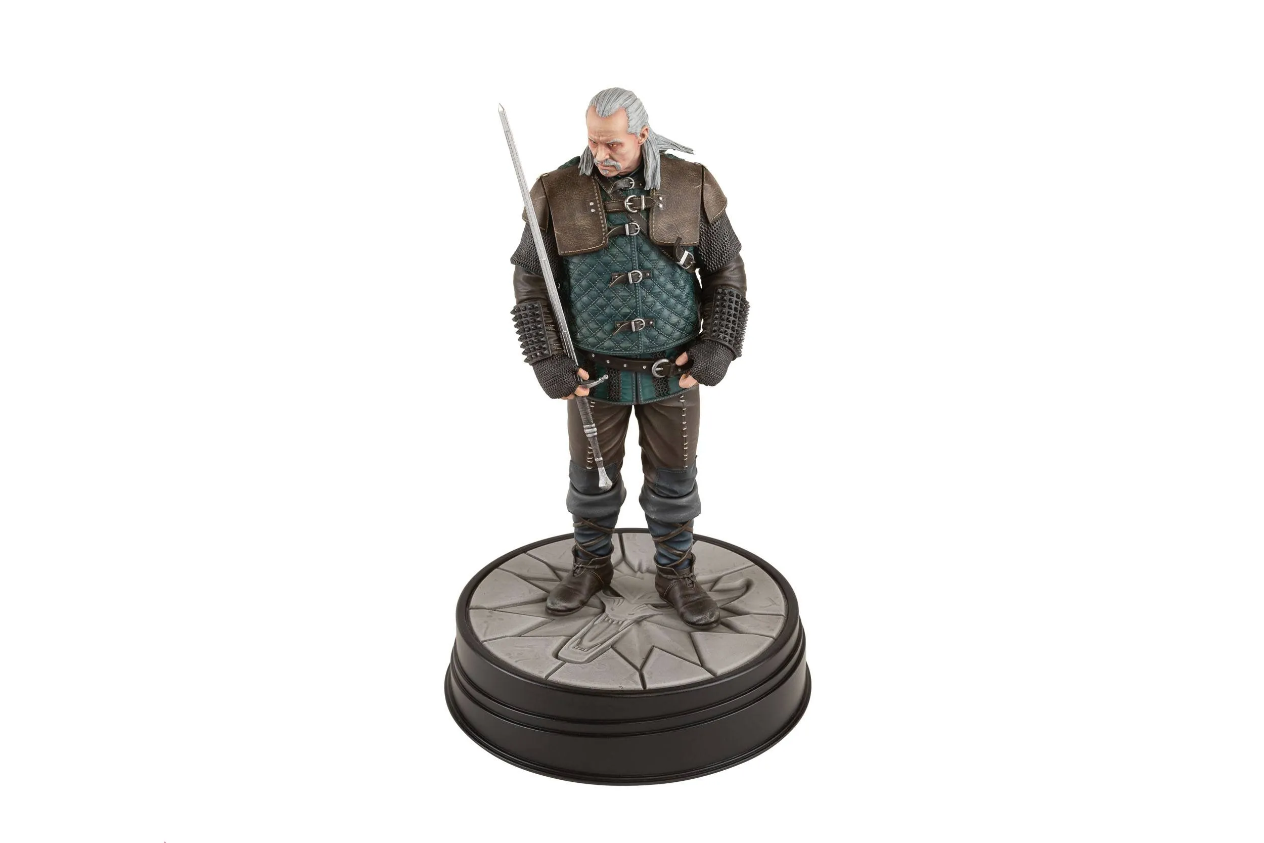 Dark Horse Comics Witcher 3 Wild Hunt Vesemir PVC Statue